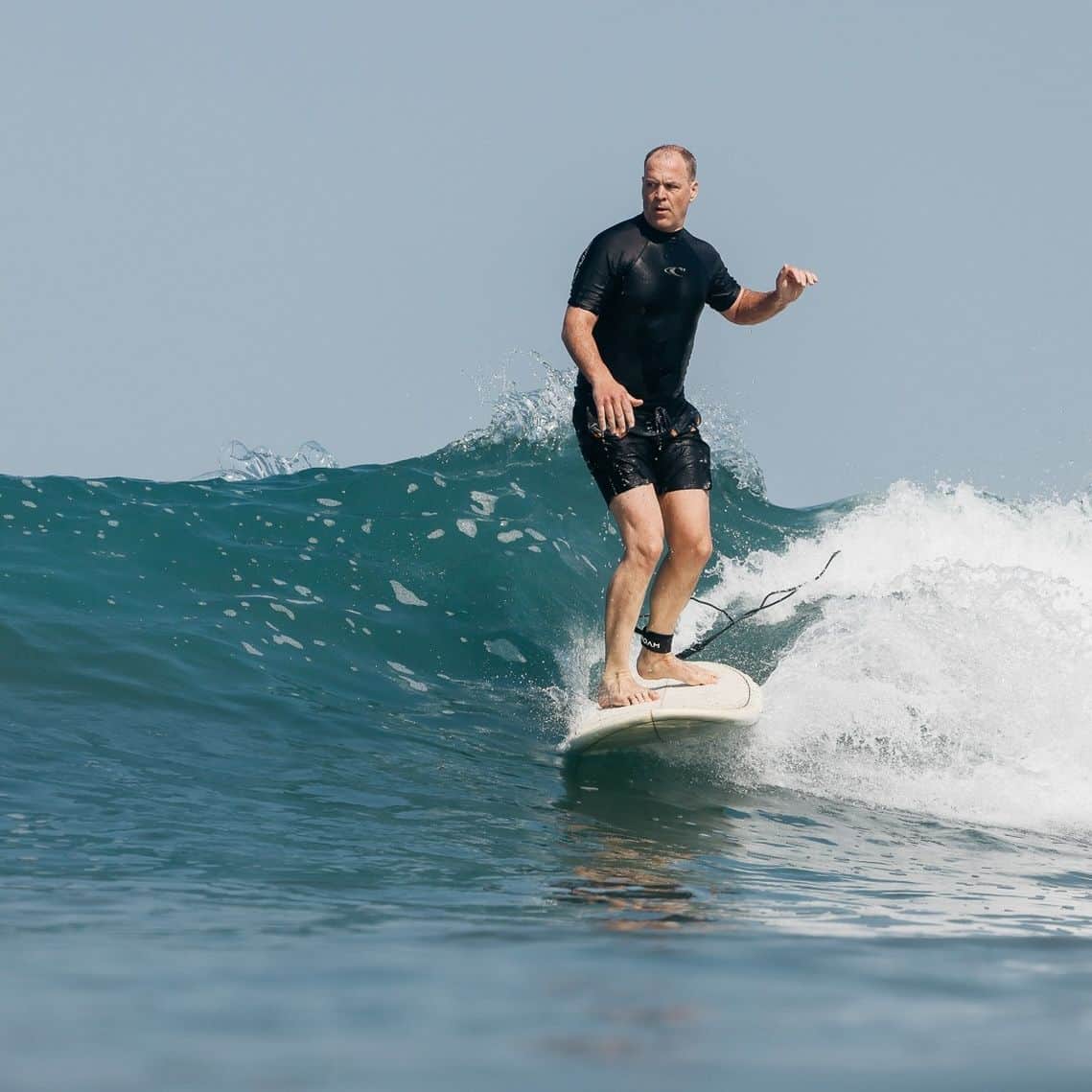 A Surf Simply guest talks about their positive experience staying at the surf coaching resort.