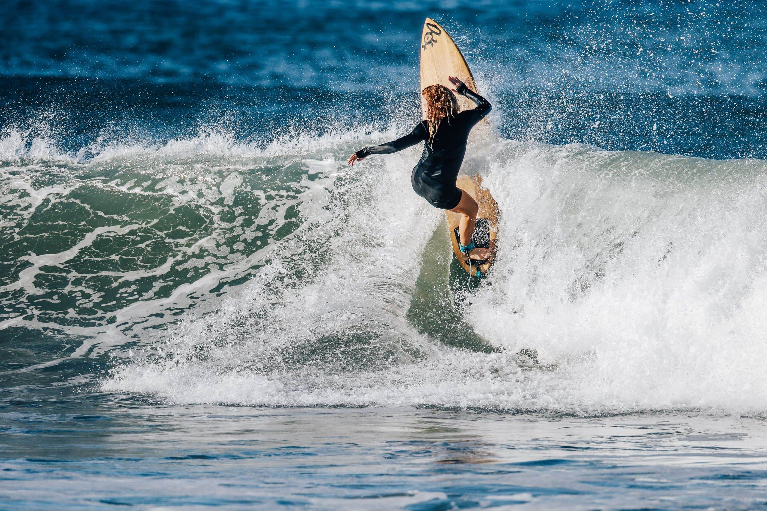 Surf Simply technical surf coaching resort